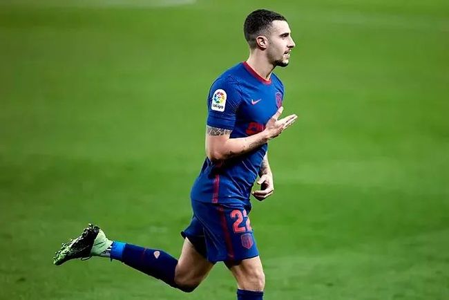 开云中国-曼城正式签下阿根廷中场埃切维里