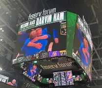 开云中国-密尔沃基雄鹿vs金州勇士